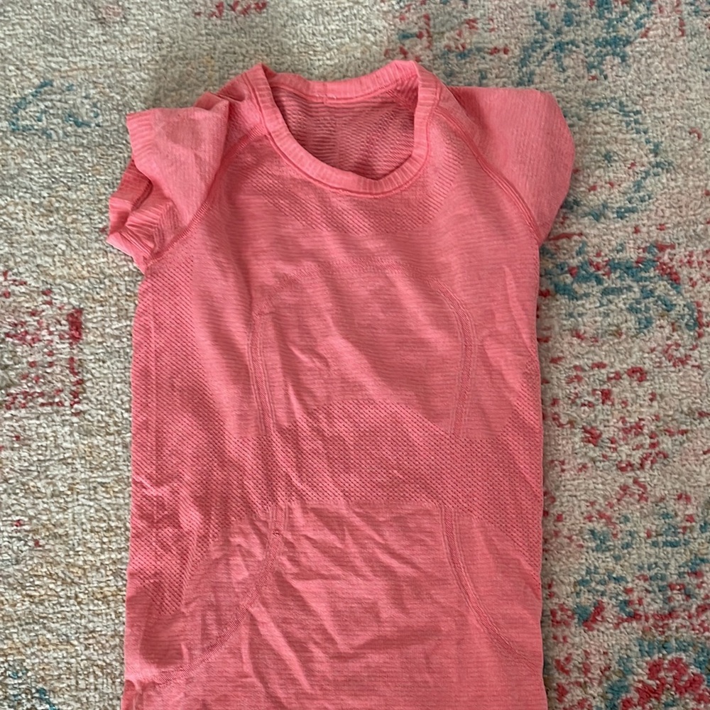 Lululemon shirt